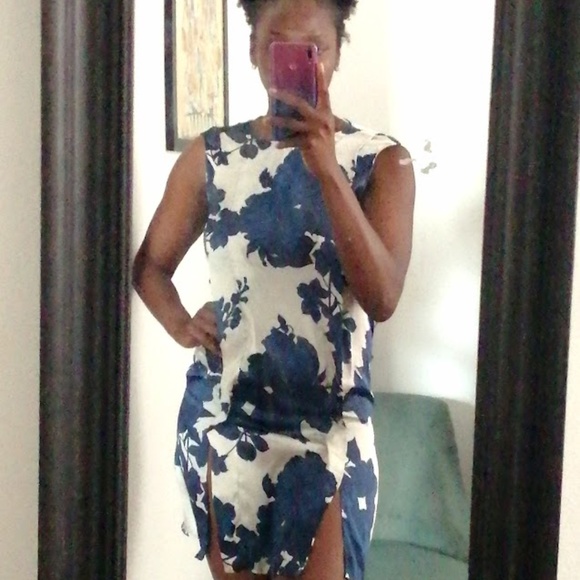 Floral flowy dress - Picture 1 of 3